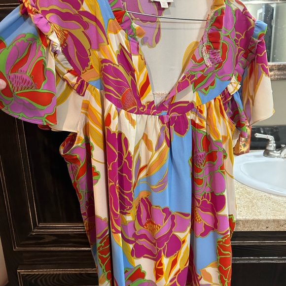 ODDY Multicolor Floral Women's Top - Picture 1 of 3